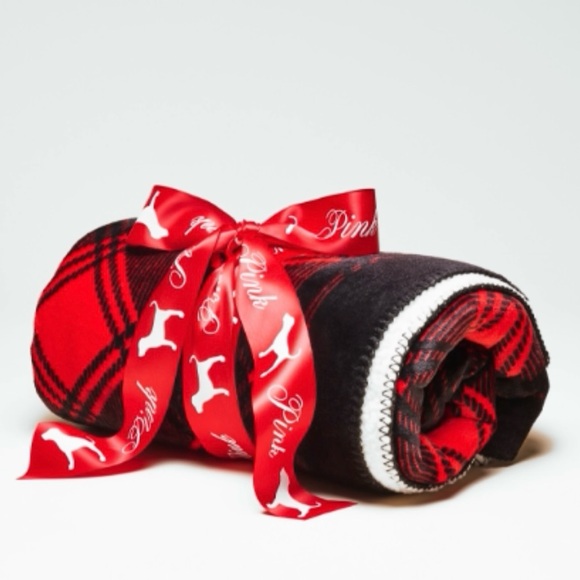 Victoria's Secret Other - Victoria’s Secret Cozy Fleece Plaid Blanket